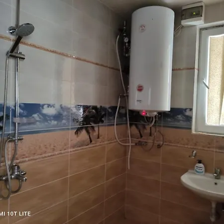 Многостаен Апартамент За Гости На Гр. Бургас Apartament *
